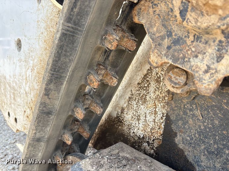 image for item EF3017 2021 Bobcat MT100 compact utility loader