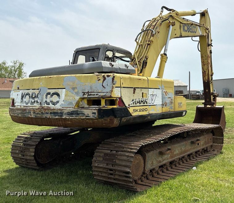 image for item EF3018 Kobelco SK220 Mark IV excavator