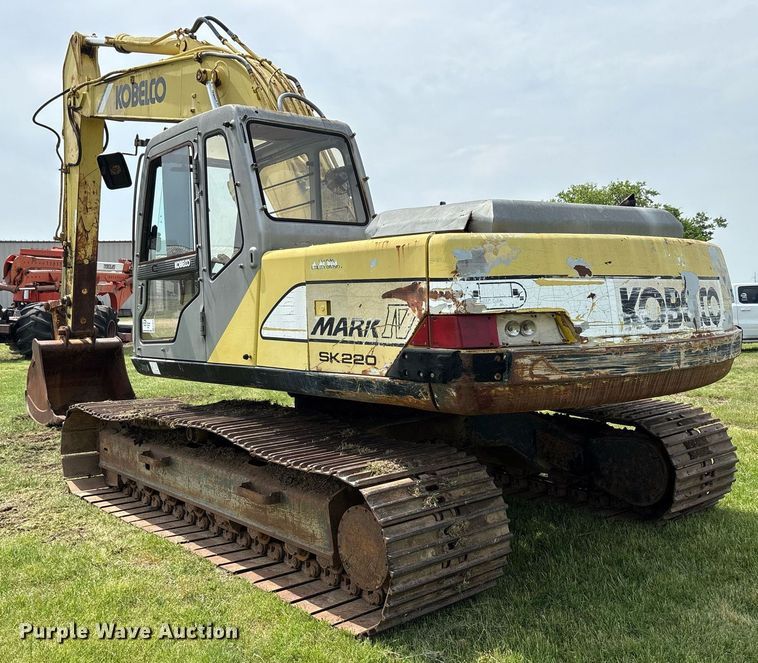 image for item EF3018 Kobelco SK220 Mark IV excavator