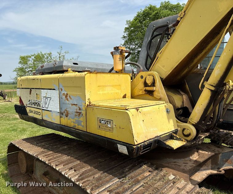 image for item EF3018 Kobelco SK220 Mark IV excavator