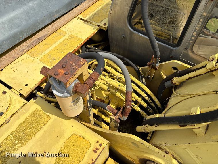 image for item EF3018 Kobelco SK220 Mark IV excavator