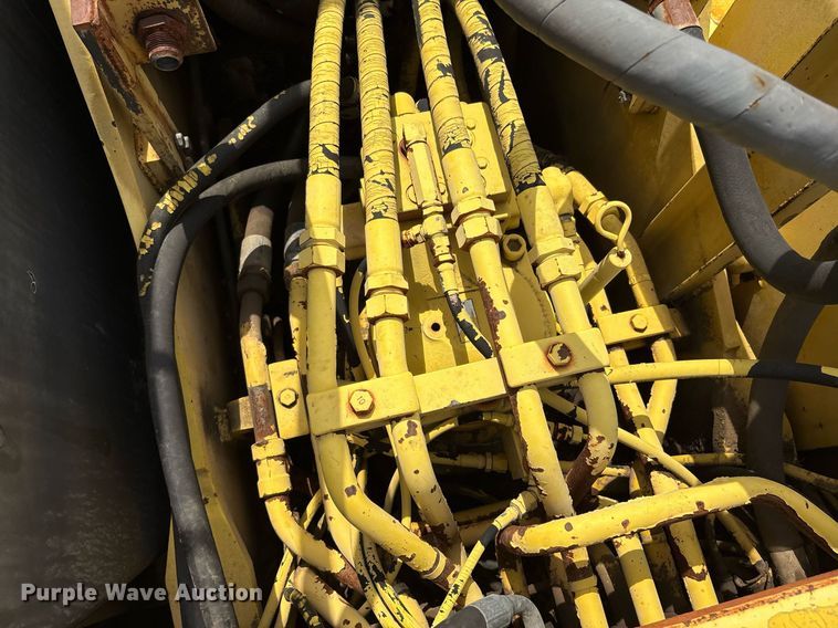 image for item EF3018 Kobelco SK220 Mark IV excavator