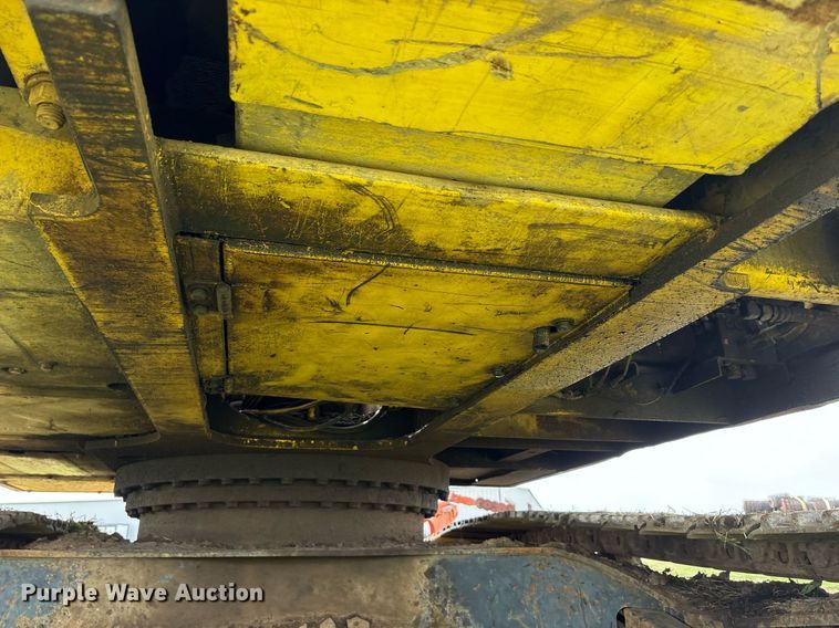 image for item EF3018 Kobelco SK220 Mark IV excavator