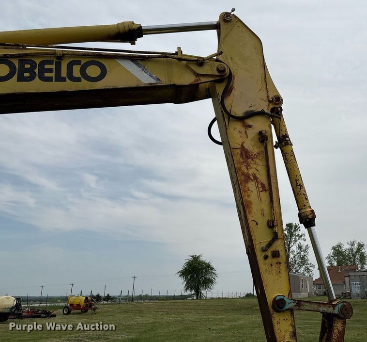 image for item EF3018 Kobelco SK220 Mark IV excavator