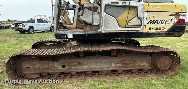 image for item EF3018 Kobelco SK220 Mark IV excavator