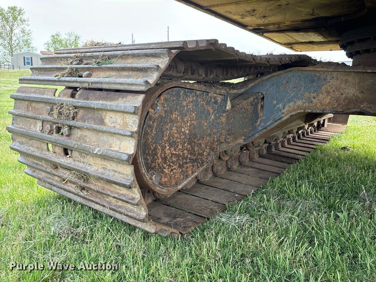 image for item EF3018 Kobelco SK220 Mark IV excavator