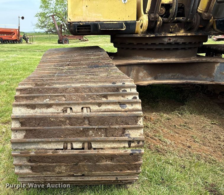 image for item EF3018 Kobelco SK220 Mark IV excavator