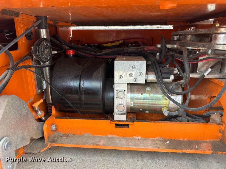 image for item EF3020 2018 Snorkel TM12E vertical lift
