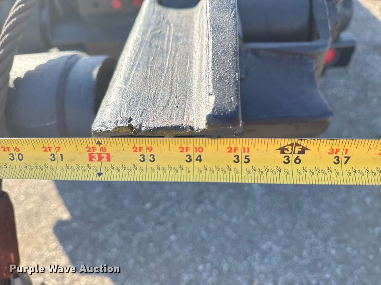 image for item EG2196 1999 Mack RD688S roll-off container truck