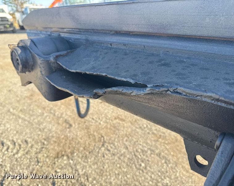 image for item EG2196 1999 Mack RD688S roll-off container truck