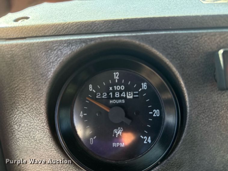 image for item EG2196 1999 Mack RD688S roll-off container truck