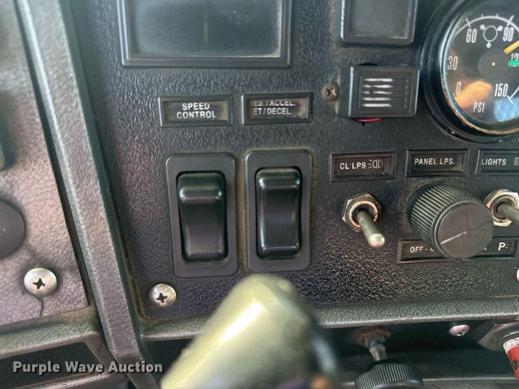 image for item EG2196 1999 Mack RD688S roll-off container truck