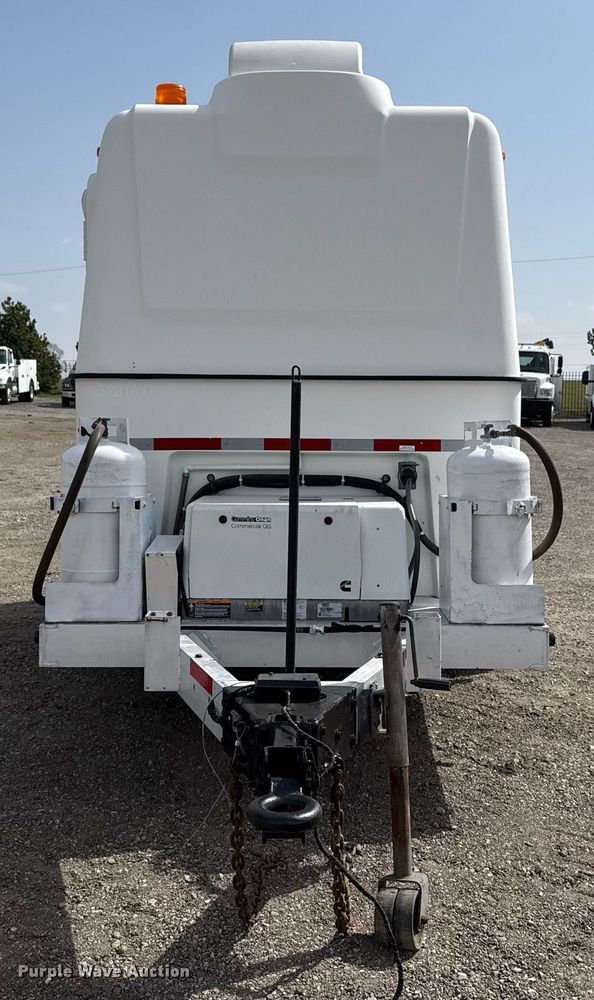 image for item EG2654 2015 T.A. Pelsue fiber optic splicing trailer