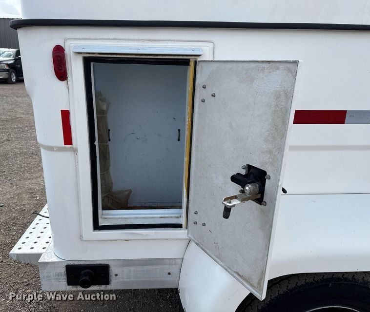 image for item EG2654 2015 T.A. Pelsue fiber optic splicing trailer