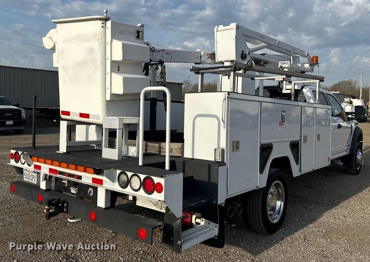 image for item EG5693 2018 Ford F550 Crew Cab bucket truck
