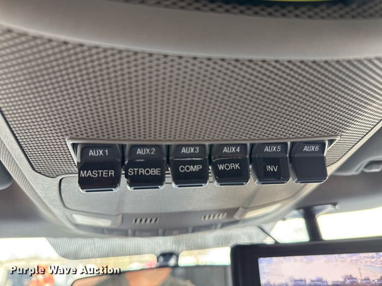 image for item EG5693 2018 Ford F550 Crew Cab bucket truck