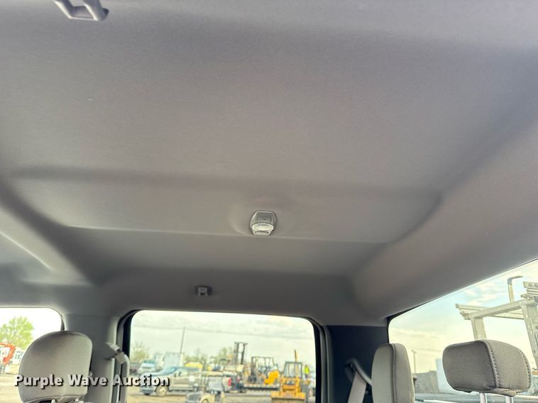 image for item EG5693 2018 Ford F550 Crew Cab bucket truck