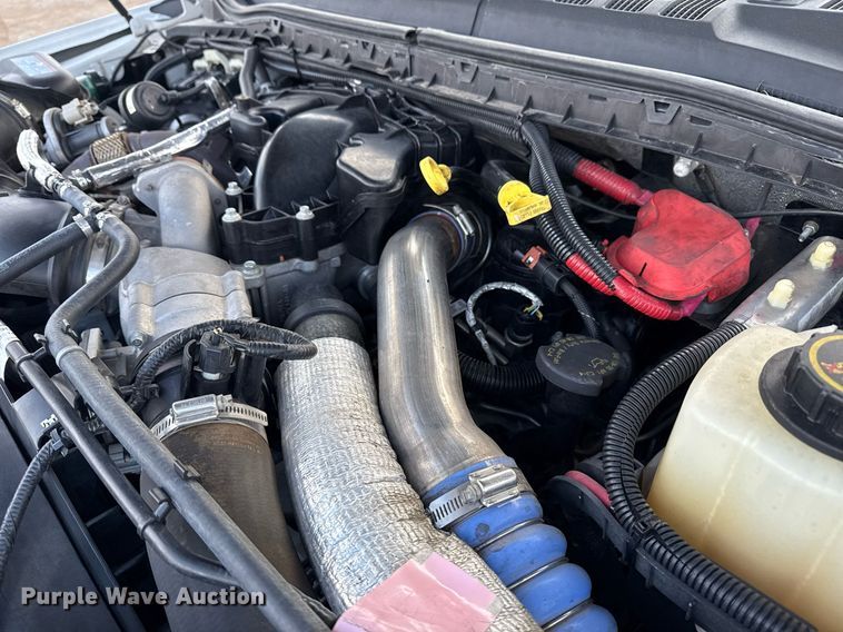 image for item EG5693 2018 Ford F550 Crew Cab bucket truck