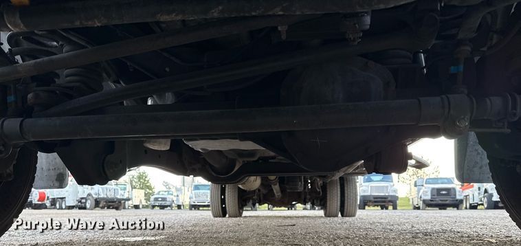 image for item EG5693 2018 Ford F550 Crew Cab bucket truck