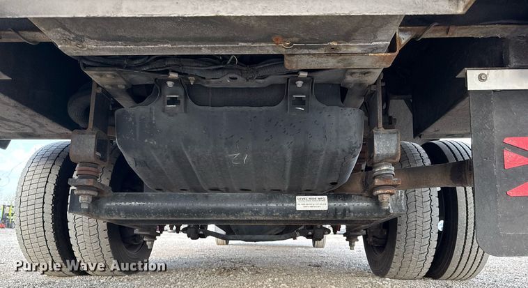 image for item EG5693 2018 Ford F550 Crew Cab bucket truck