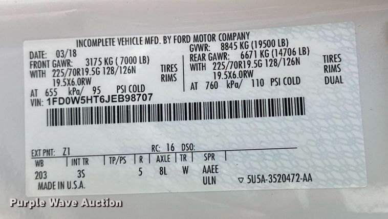 image for item EG5693 2018 Ford F550 Crew Cab bucket truck