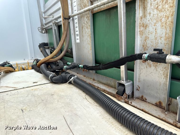 image for item EG5698 2016 Ford F650 Super Duty flatbed truck