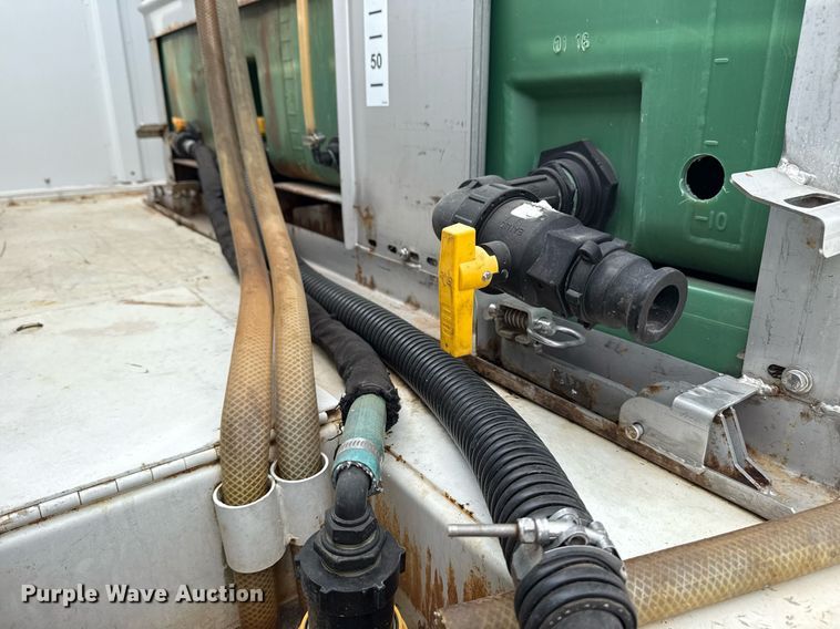 image for item EG5698 2016 Ford F650 Super Duty flatbed truck