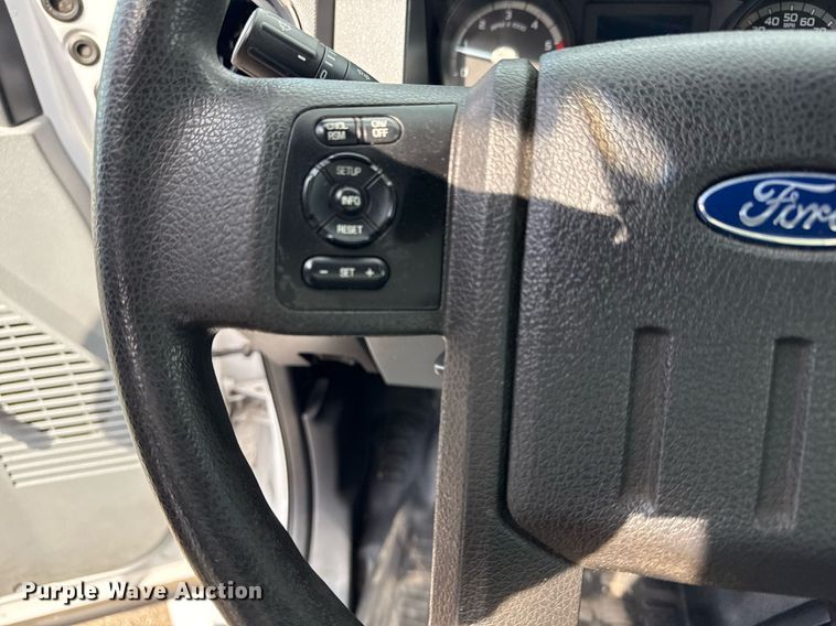 image for item EG5698 2016 Ford F650 Super Duty flatbed truck