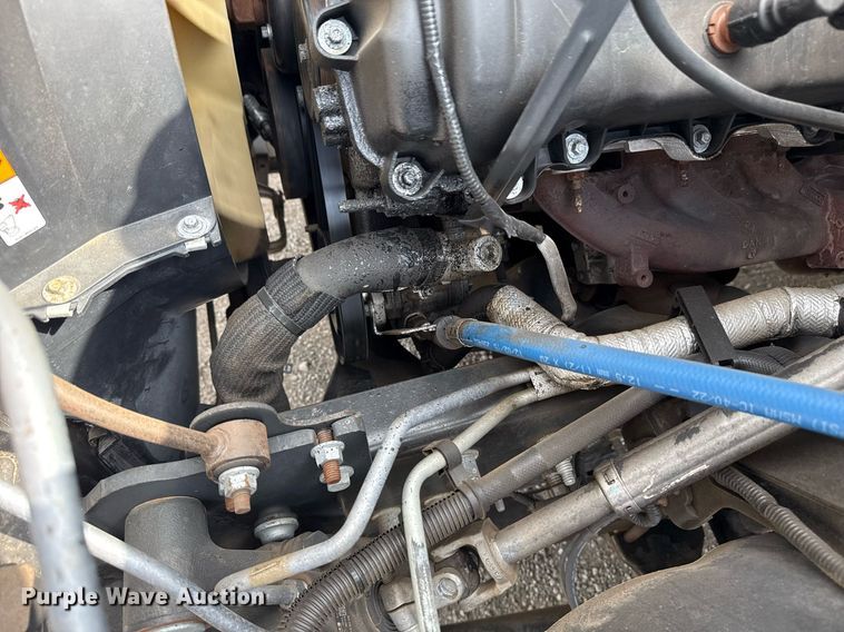 image for item EG5698 2016 Ford F650 Super Duty flatbed truck