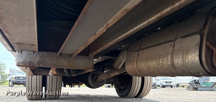 image for item EG5698 2016 Ford F650 Super Duty flatbed truck