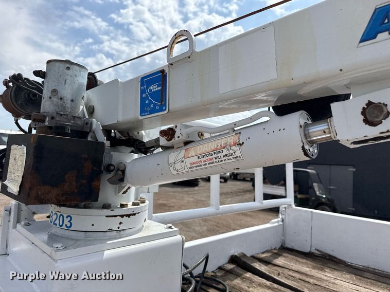 image for item EG5701 2005 Ford F450 Super Duty flatbed truck