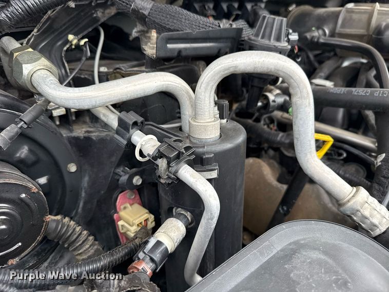 image for item EG5701 2005 Ford F450 Super Duty flatbed truck