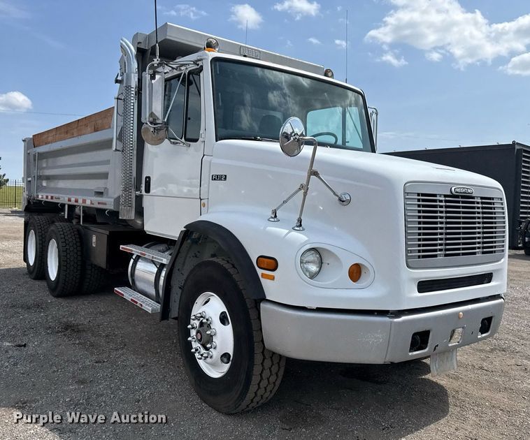 image for item EG5704 2003 Freightliner FL112 dump truck