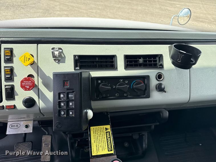 image for item EG5704 2003 Freightliner FL112 dump truck