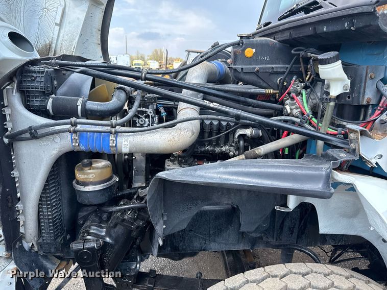 image for item EG5704 2003 Freightliner FL112 dump truck