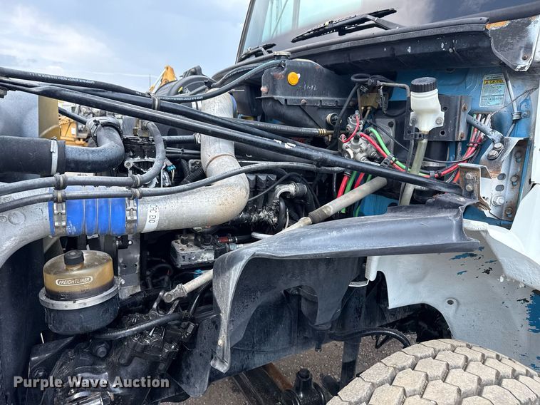 image for item EG5704 2003 Freightliner FL112 dump truck