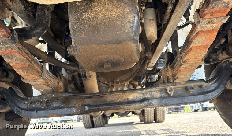 image for item EG5704 2003 Freightliner FL112 dump truck