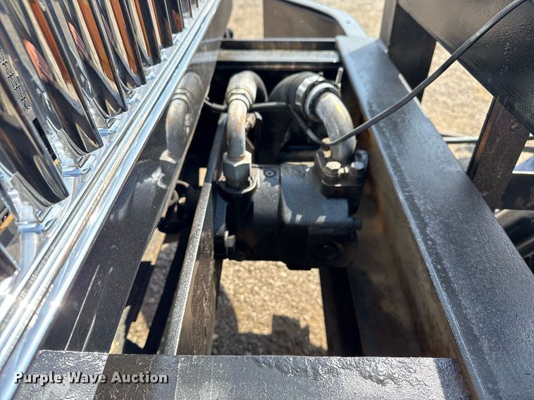 image for item EG5706 2007 International 7500 hook lift truck