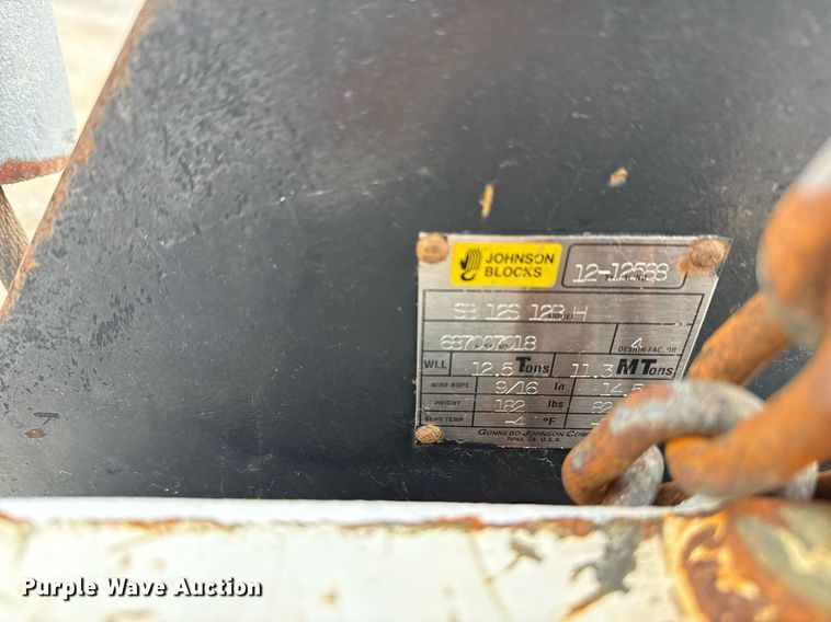 image for item EG5711 2013 Freightliner 114SD crane truck