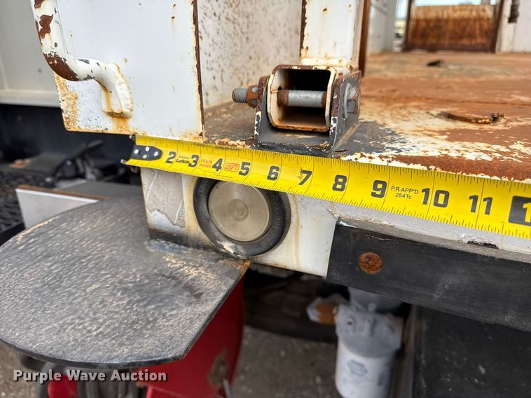 image for item EG5711 2013 Freightliner 114SD crane truck