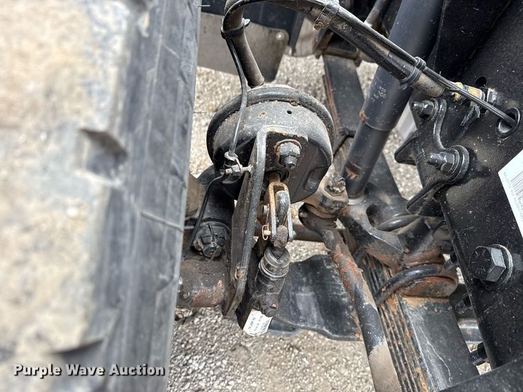 image for item EG5711 2013 Freightliner 114SD crane truck