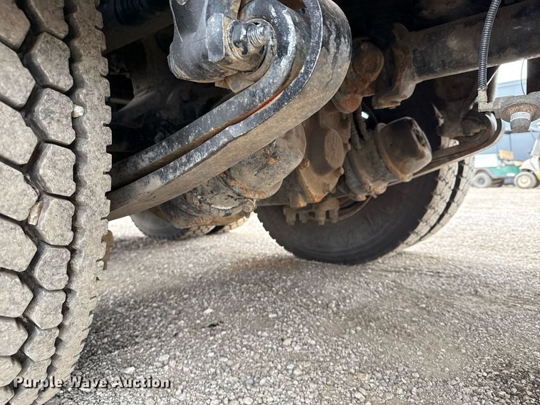 image for item EG5711 2013 Freightliner 114SD crane truck