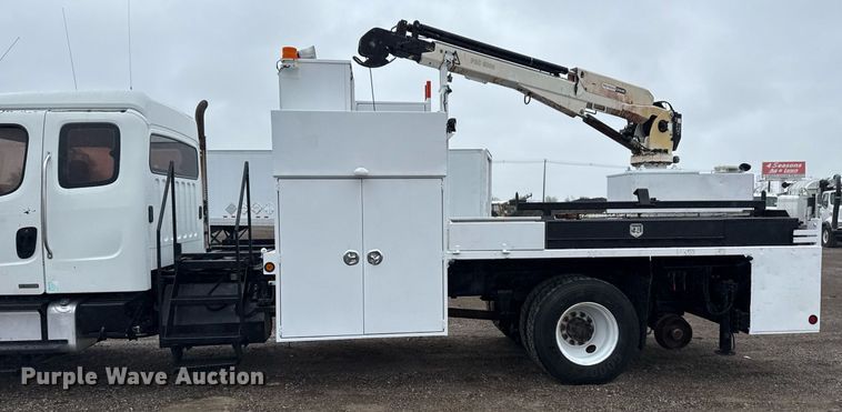 image for item EG5718 2007 Freightliner Business Class M2 utility / service truck