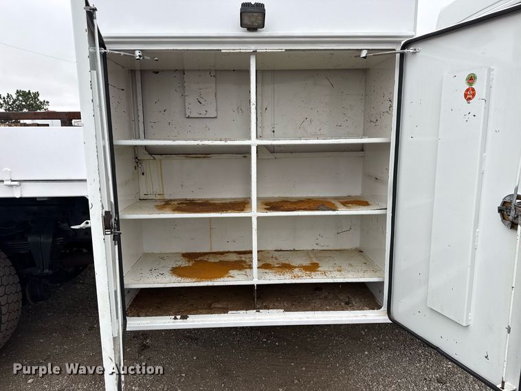 image for item EG5718 2007 Freightliner Business Class M2 utility / service truck