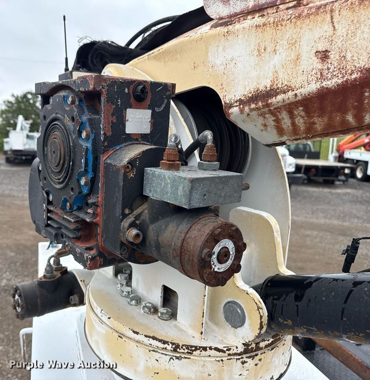 image for item EG5718 2007 Freightliner Business Class M2 utility / service truck