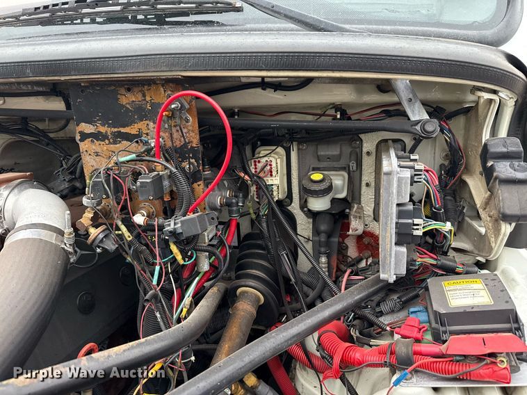 image for item EG5718 2007 Freightliner Business Class M2 utility / service truck