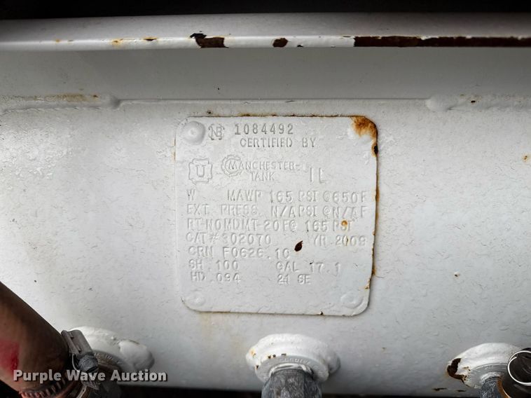 image for item EG5720 2010 International 4300 utility / service truck