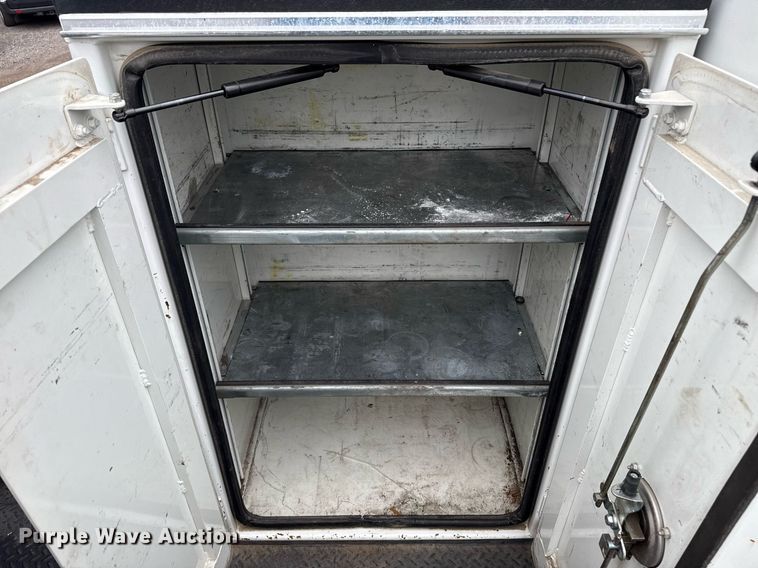 image for item EG5720 2010 International 4300 utility / service truck