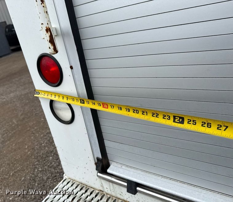 image for item EG5720 2010 International 4300 utility / service truck