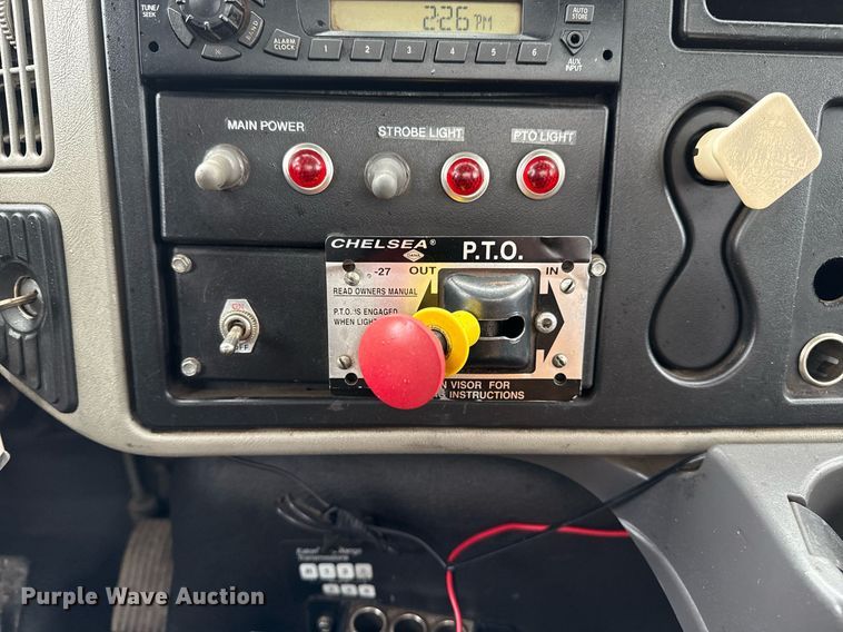 image for item EG5720 2010 International 4300 utility / service truck